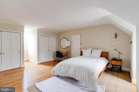 Bedroom - 101 E Highfield Rd, Baltimore, MD 21218 photo 13 of 14