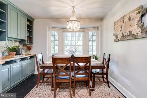 Dining - 101 E Highfield Rd, Baltimore, MD 21218 photo 2 of 2