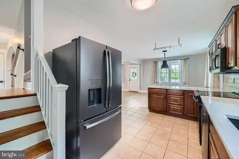 Other - 818 Glen Allen Dr, Baltimore, MD 21229 photo 1 of 4