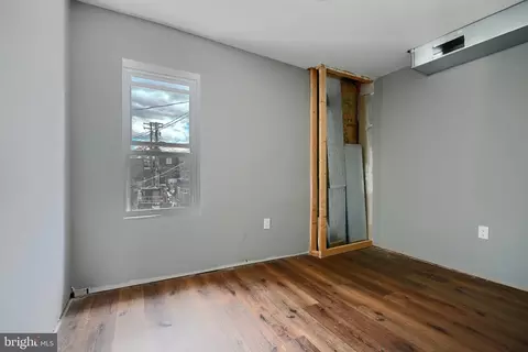 2213 E Madison St, Baltimore, MD 21205 photo 14