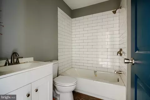 2213 E Madison St, Baltimore, MD 21205 photo 13