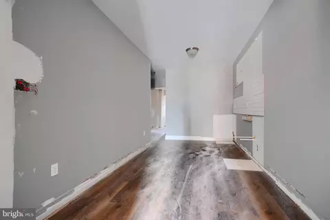 2213 E Madison St, Baltimore, MD 21205 photo 8