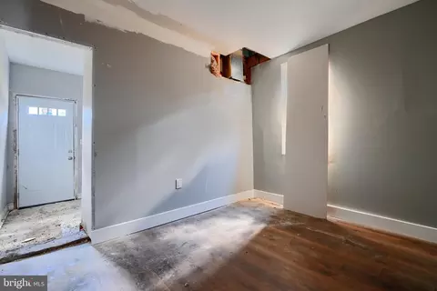 2213 E Madison St, Baltimore, MD 21205 photo 10