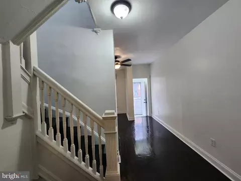 Entry Way - 409 S Mount St, Baltimore, MD 21223 photo 1 of 4
