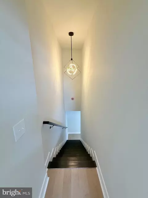 2114 Llewelyn Ave, Baltimore, MD 21213 photo 5