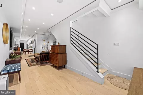 Entry Way - 1752 Bank St, Baltimore, MD 21231 photo 1 of 4