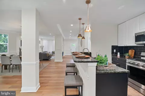 Entry Way - 4221 White Ave, Baltimore, MD 21206 photo 1 of 11