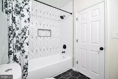 Bath - 4221 White Ave, Baltimore, MD 21206 photo 7 of 13