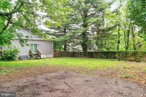 Exterior - 4221 White Ave, Baltimore, MD 21206 photo 5 of 8