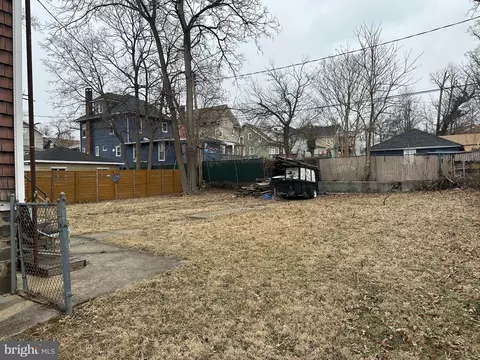 Exterior - 3704 Duvall Ave, Baltimore, MD 21216 photo 4 of 6