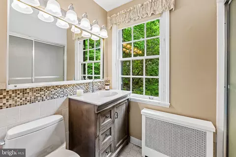 320 Tunbridge Rd, Baltimore, MD 21212 photo 26