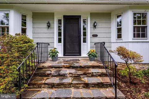 320 Tunbridge Rd, Baltimore, MD 21212 photo 5