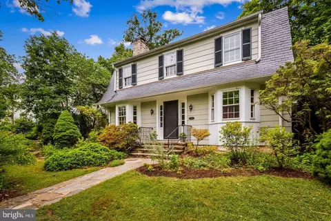 320 Tunbridge Rd, Baltimore, MD 21212 photo 2