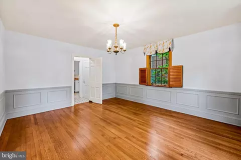 320 Tunbridge Rd, Baltimore, MD 21212 photo 13