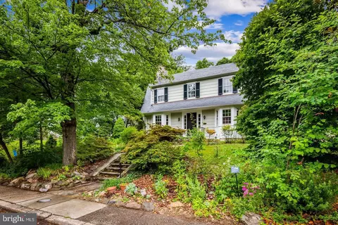 320 Tunbridge Rd, Baltimore, MD 21212 photo 3