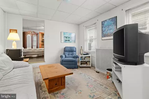 915 Stiles St, Baltimore, MD 21202 photo 23