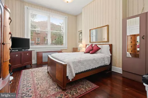 915 Stiles St, Baltimore, MD 21202 photo 9