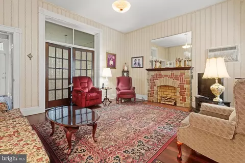 915 Stiles St, Baltimore, MD 21202 photo 7