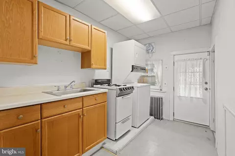 915 Stiles St, Baltimore, MD 21202 photo 24