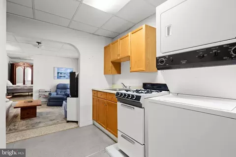 915 Stiles St, Baltimore, MD 21202 photo 25