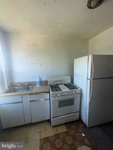 Kitchen - 3548 Elmora Ave, Baltimore, MD 21213 photo 3 of 3