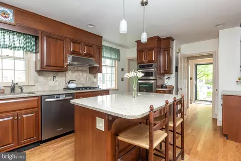 114 Bellemore Rd, Baltimore, MD 21210 photo 16