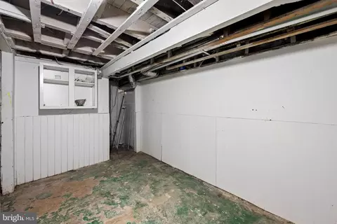 Entry Way - 812 Powers St, Baltimore, MD 21211 photo 2 of 2