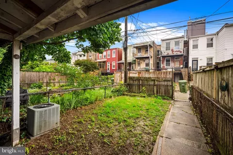 Exterior - 812 Powers St, Baltimore, MD 21211 photo 2 of 2