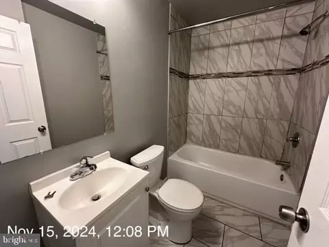 Bath - 2468 Greenmount Ave, Baltimore, MD 21218 photo 1 of 2