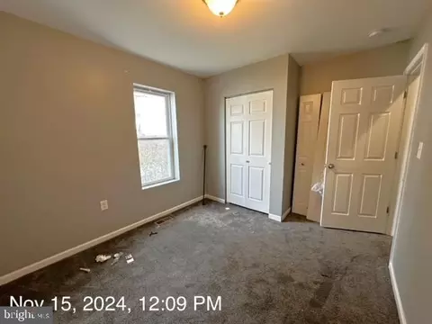Entry Way - 2468 Greenmount Ave, Baltimore, MD 21218 photo 6 of 8