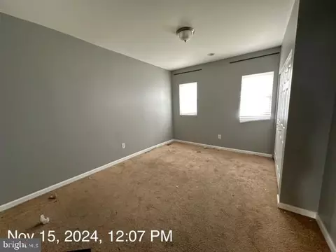 Entry Way - 2468 Greenmount Ave, Baltimore, MD 21218 photo 5 of 8