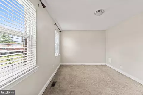 Bedroom - 103 N Athol Ave, Baltimore, MD 21229 photo 3 of 5