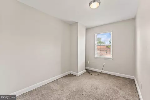 Bedroom - 103 N Athol Ave, Baltimore, MD 21229 photo 2 of 5