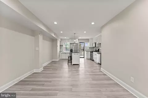 Entry Way - 103 N Athol Ave, Baltimore, MD 21229 photo 1 of 2