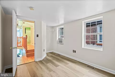 Bedroom - 31 S Ann St, Baltimore, MD 21231 photo 3 of 5