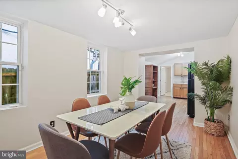 Dining - 31 S Ann St, Baltimore, MD 21231 photo 1 of 3