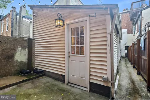 Exterior - 31 S Ann St, Baltimore, MD 21231 photo 2 of 2