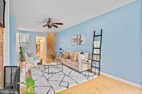 Living - 31 S Ann St, Baltimore, MD 21231 photo 1 of 2