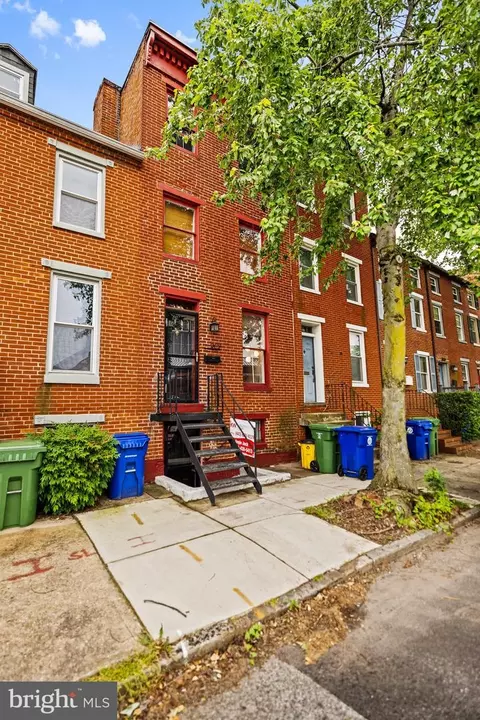 907 Mchenry St, Baltimore, MD 21223 photo 2