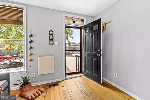 907 Mchenry St, Baltimore, MD 21223 photo 4