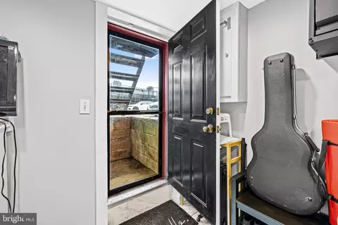 907 Mchenry St, Baltimore, MD 21223 photo 22