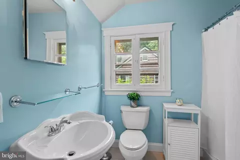 201 Deepdene Rd, Baltimore, MD 21210 photo 28