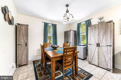 Dining - 2807 Ailsa Ave, Baltimore, MD 21214 photo 1 of 2
