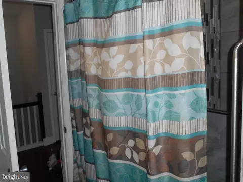 Entry Way - 4708 Frederick Ave, Baltimore, MD 21229 photo 1 of 1