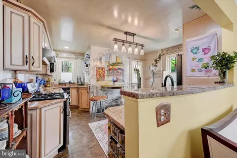 4224 Evans Chapel Rd, Baltimore, MD 21211 photo 11