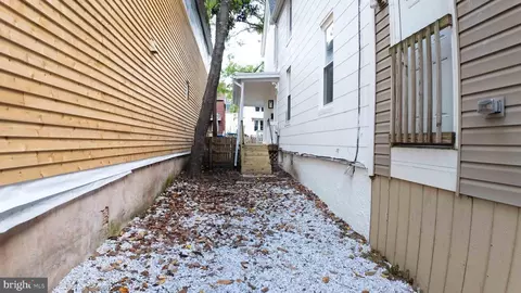 405 Calvin Ave, Baltimore, MD 21218 photo 40