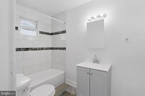 405 Calvin Ave, Baltimore, MD 21218 photo 24