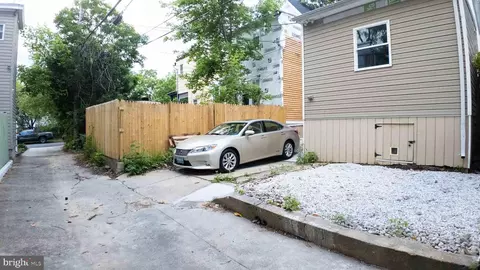 405 Calvin Ave, Baltimore, MD 21218 photo 39