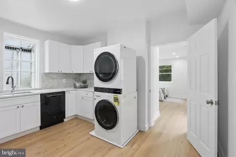 405 Calvin Ave, Baltimore, MD 21218 photo 13