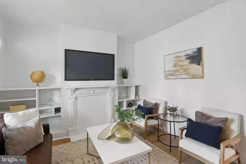 405 Calvin Ave, Baltimore, MD 21218 photo 8